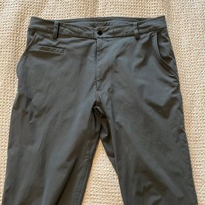 Lululemon men’s jogger - gray size 36 W
